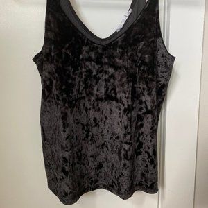 Ruby and Jenna Black Crushed Velvet Tank Size M